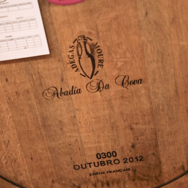 Abadía da Cova <i>viñedo y bodega</i><br>Julio y Agosto